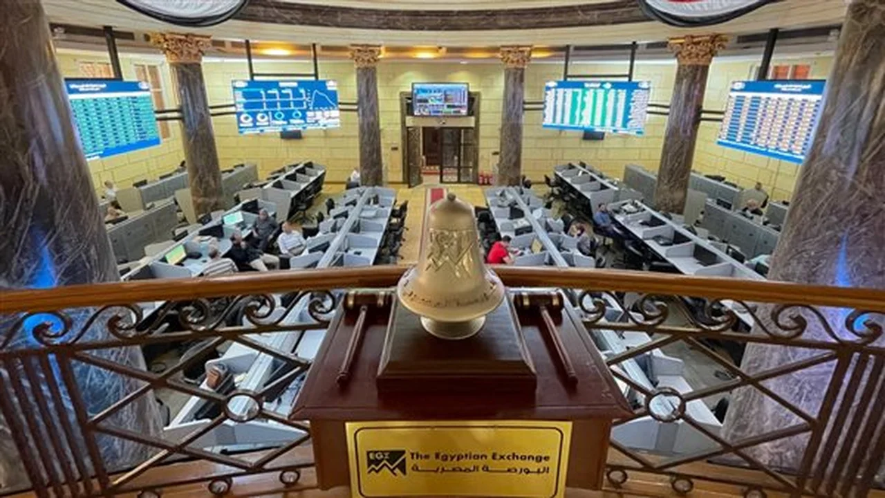ارتفاع مؤشرات البورصة في منتصف تعاملات الثلاثاء بشكل ملحوظ